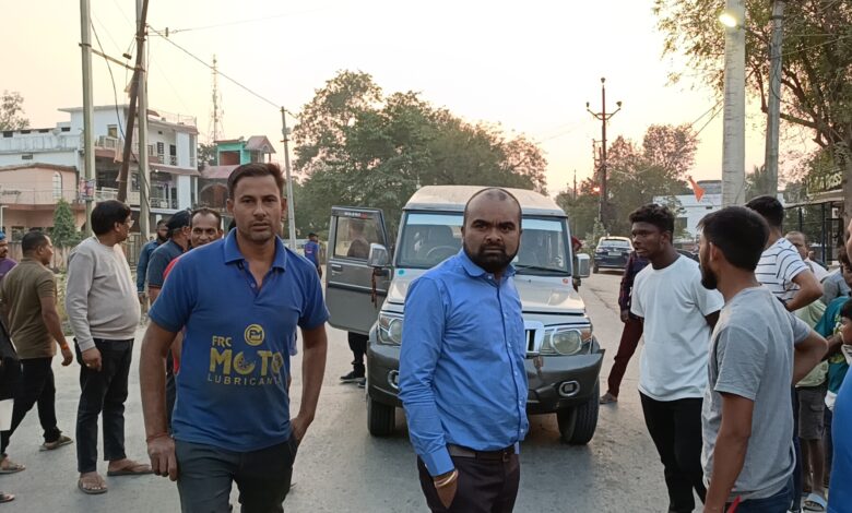 बोलोरो ने बाइक को ठोका, महिला गंभीर रूप से घायल 1 IMG20250125172336 01