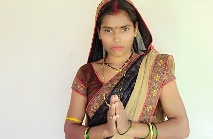 सरपंच प्रत्याशी संतरा मनोज राठिया का क्षेत्र में लहर, जनता के चहेते उम्मीदवार! 1 IMG 20250219 153553