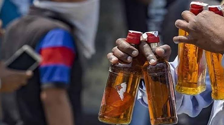 शराब हो रही सस्ती, आबकारी शुल्क खत्म करने की घोषणा, शराब प्रेमियों के लिए बड़ी खबर छत्तीसगढ़ में शराब सस्ती होने वाली है। 1 images 3 5