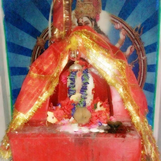 मां बोरोरानी मंदिर में महिलाओं ने कलश यात्रा निकाल कर ज्योति प्रज्जवलित की 2 1000919796