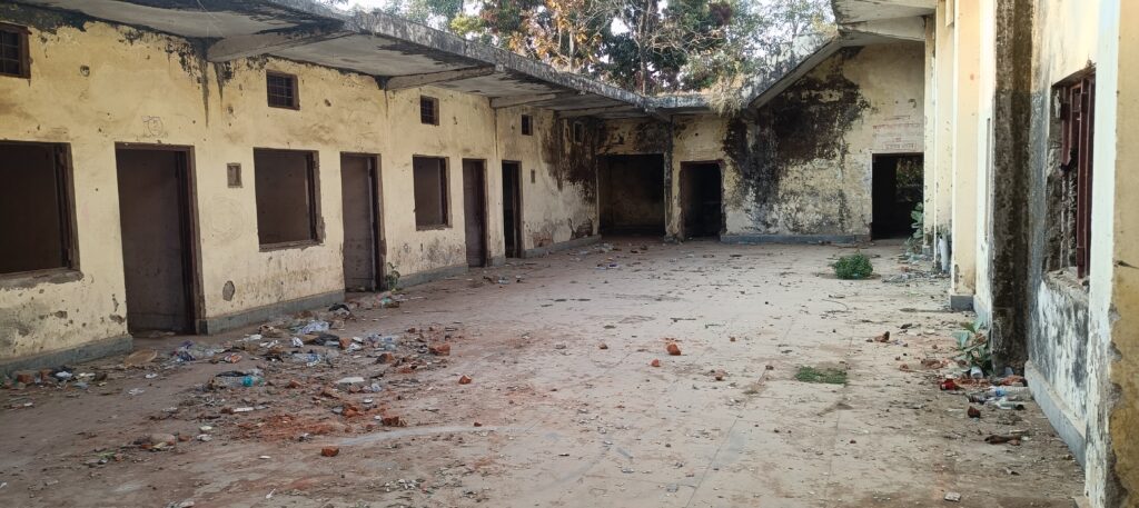 चुनाव जिताओ सबसे पहला कार्य मुक्तिधाम का तट, मंगल भवन रखरखाव करवाऊंगा :- नगर पंचायत अध्यक्ष अनिल सरकार 2 1001976383