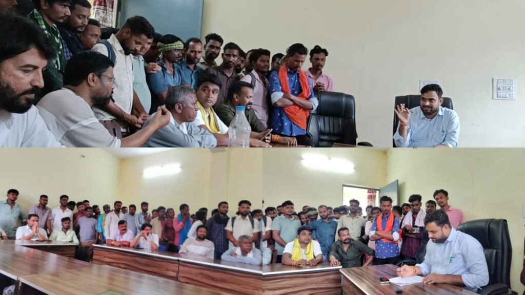 मीटिंग में ‘चुन्नी’ को तहसीलदार लोमेश मिरी की फटकार?..वही मजदूरों नें की तहसीलदार की सराहना...फटकार का वीडियो वायरल...देखे वीडियो 👇👇👇 1 1003219890